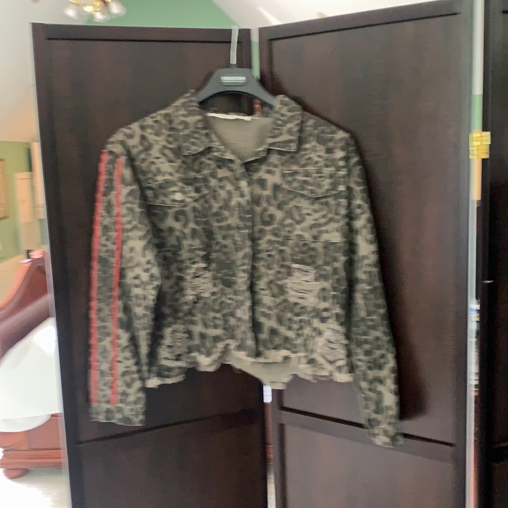 Vintage Havana ripped Leopard Jacket